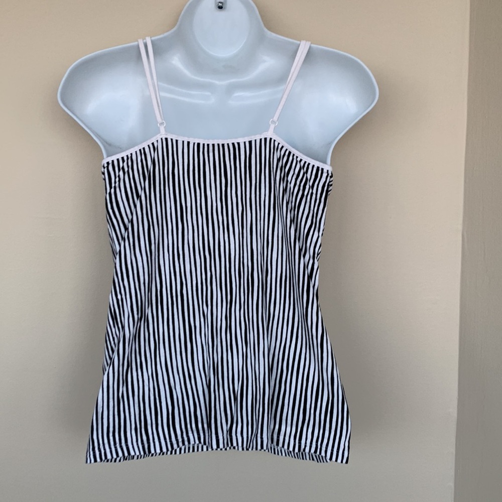 Reitmans top - Picture 2 of 2